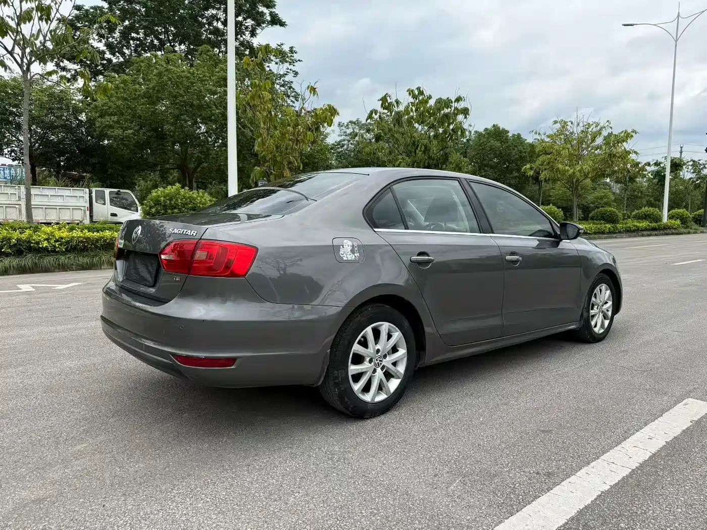 Volkswagen Sagitar 2012 1.4TSI Automatic Luxury фото 7