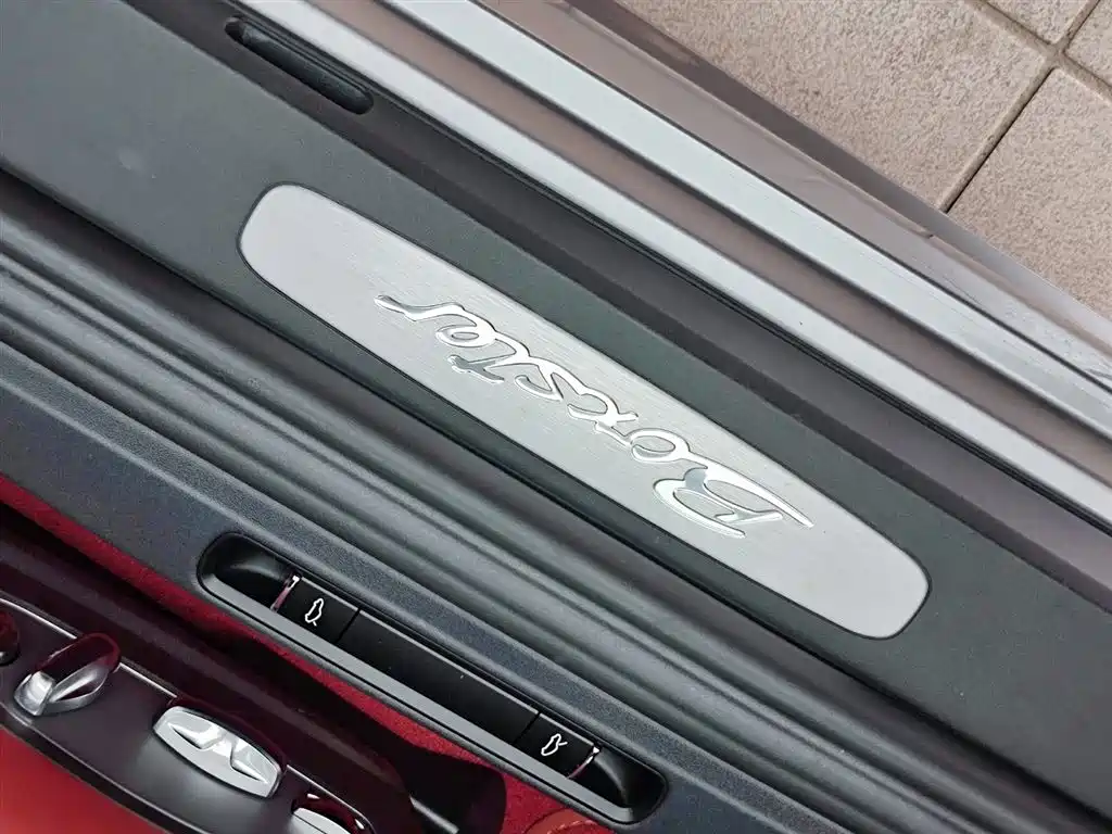 Porsche 718 2022 Boxster 2.0T фото 28