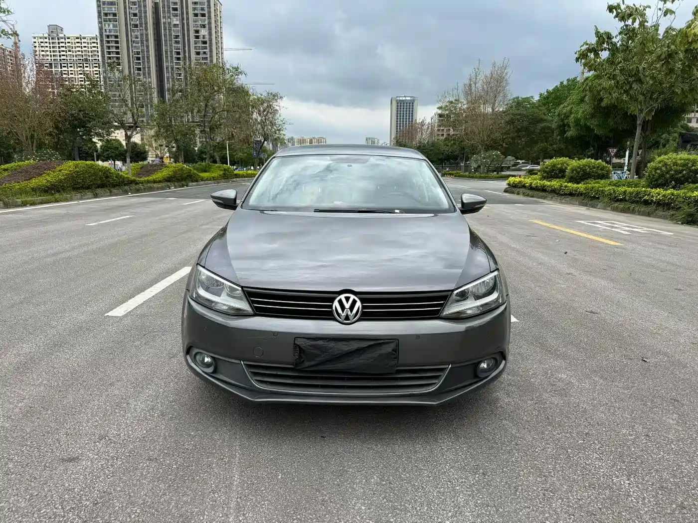 Volkswagen Sagitar 2012 1.4TSI Automatic Luxury фото 2