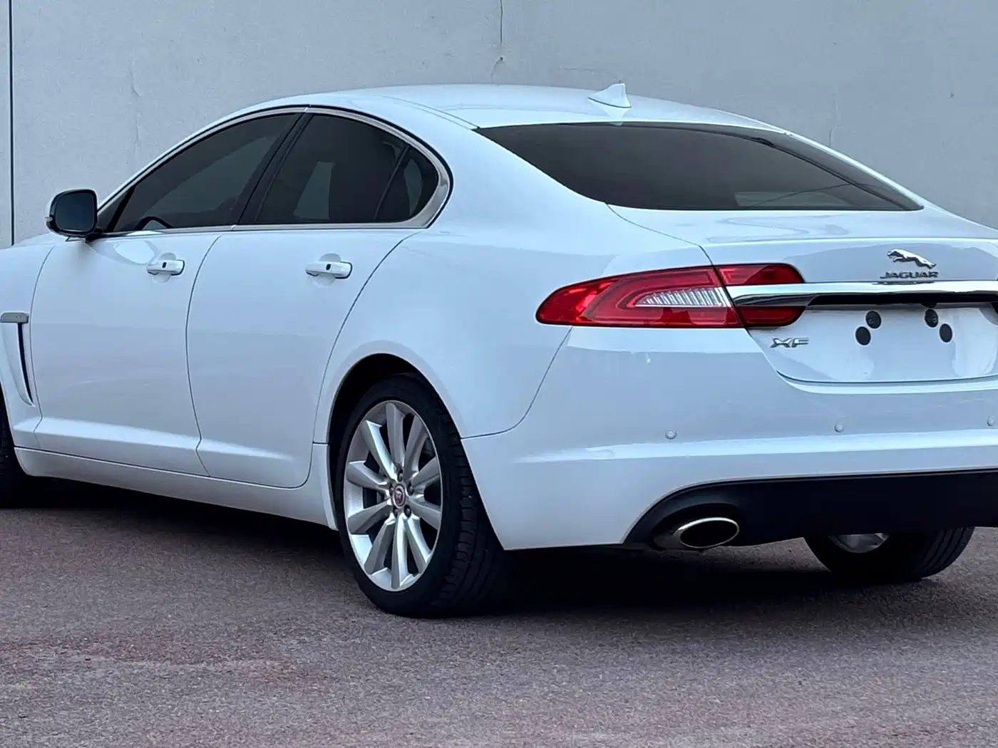 Jaguar XF 2015 2015 XF 2.0T 80th Anniversary Luxury Edition