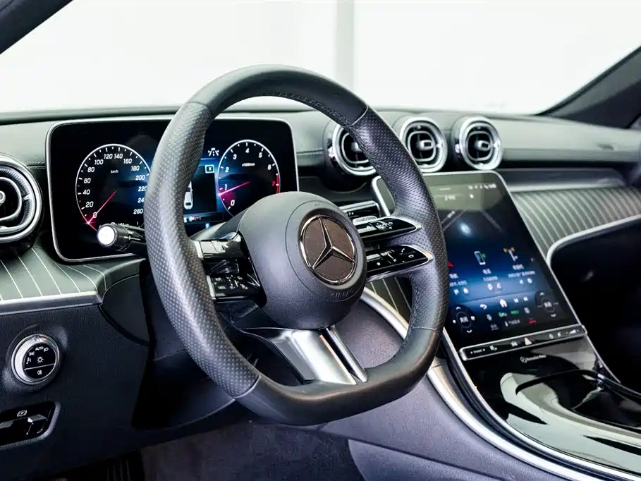 Mercedes-Benz C-Class 2023 C 260 L Sport фото 18