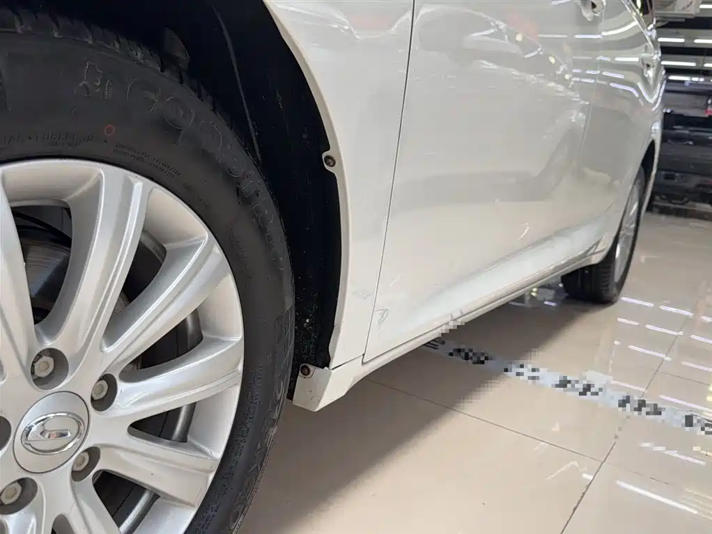 GAC Trumpchi Trumpchi M6 2019 270T DCT Luxury Edition (7-seater) (China VI) фото 4