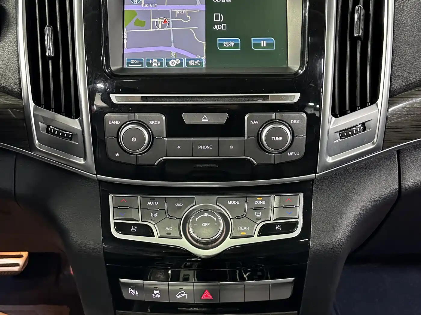 Haval H9 2015 2.0T 4WD Luxury 7-Seater фото 24