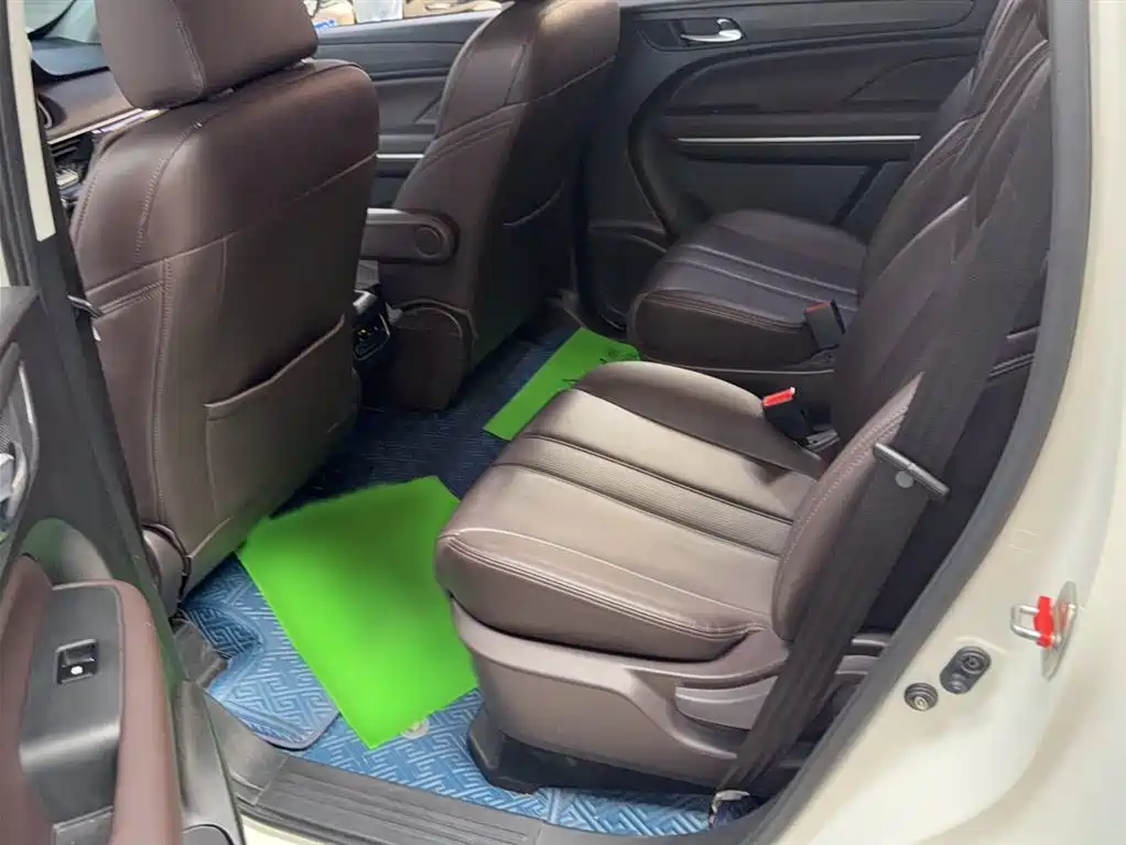 GAC Trumpchi Trumpchi M6 2019 270T DCT Luxury Edition (7-seater) (China VI) фото 15
