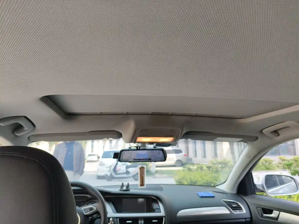 Фото 9 - Audi A4L