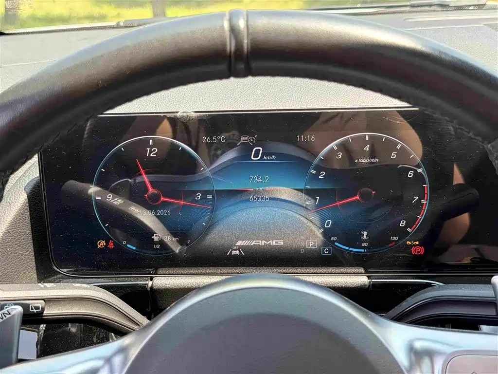 MERCEDES-BENZ GLA AMG