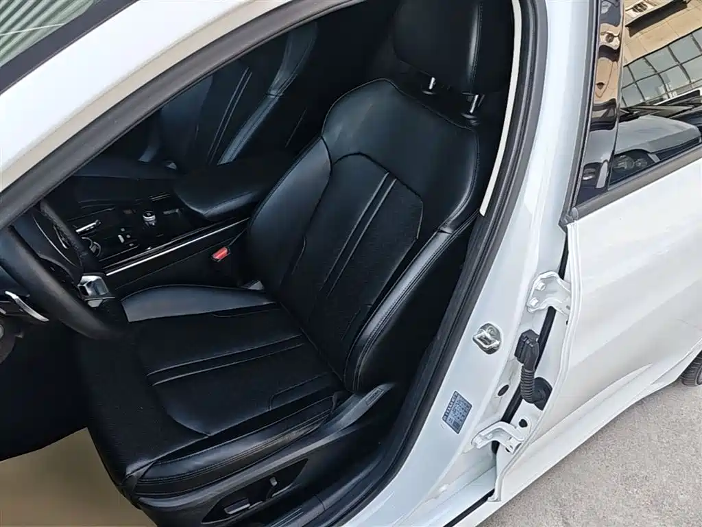 Kia K5 2020 270T CVVD Luxury Tech Version фото 15