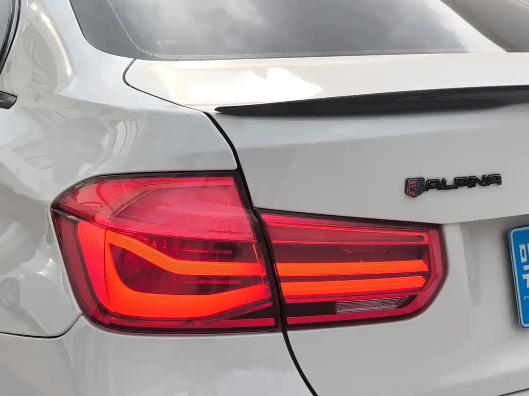 BMW 3 Series 2017 320Li M Sport фото 6