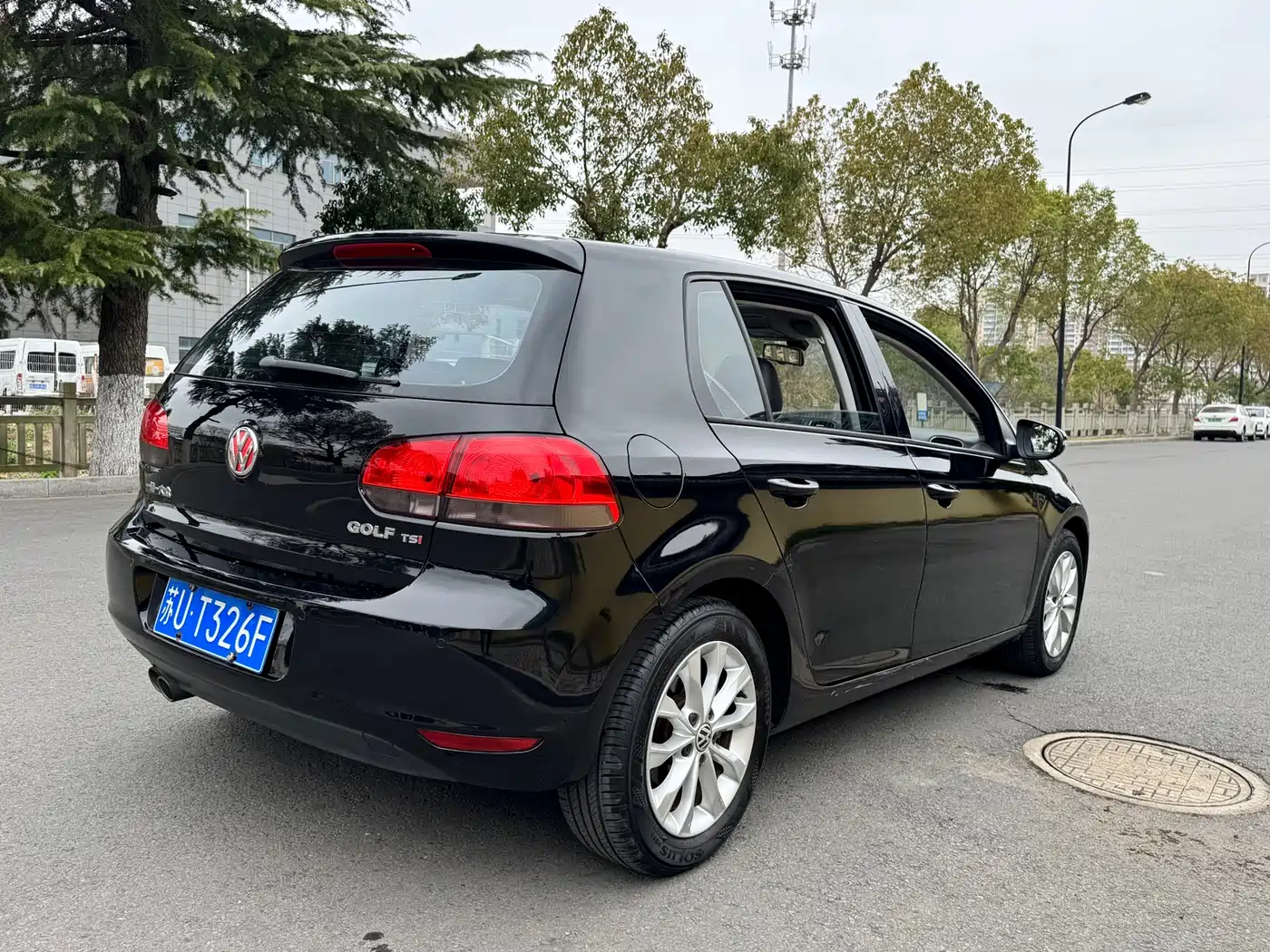 Volkswagen Golf 2012 1.4TSI Automatic Luxury фото 18