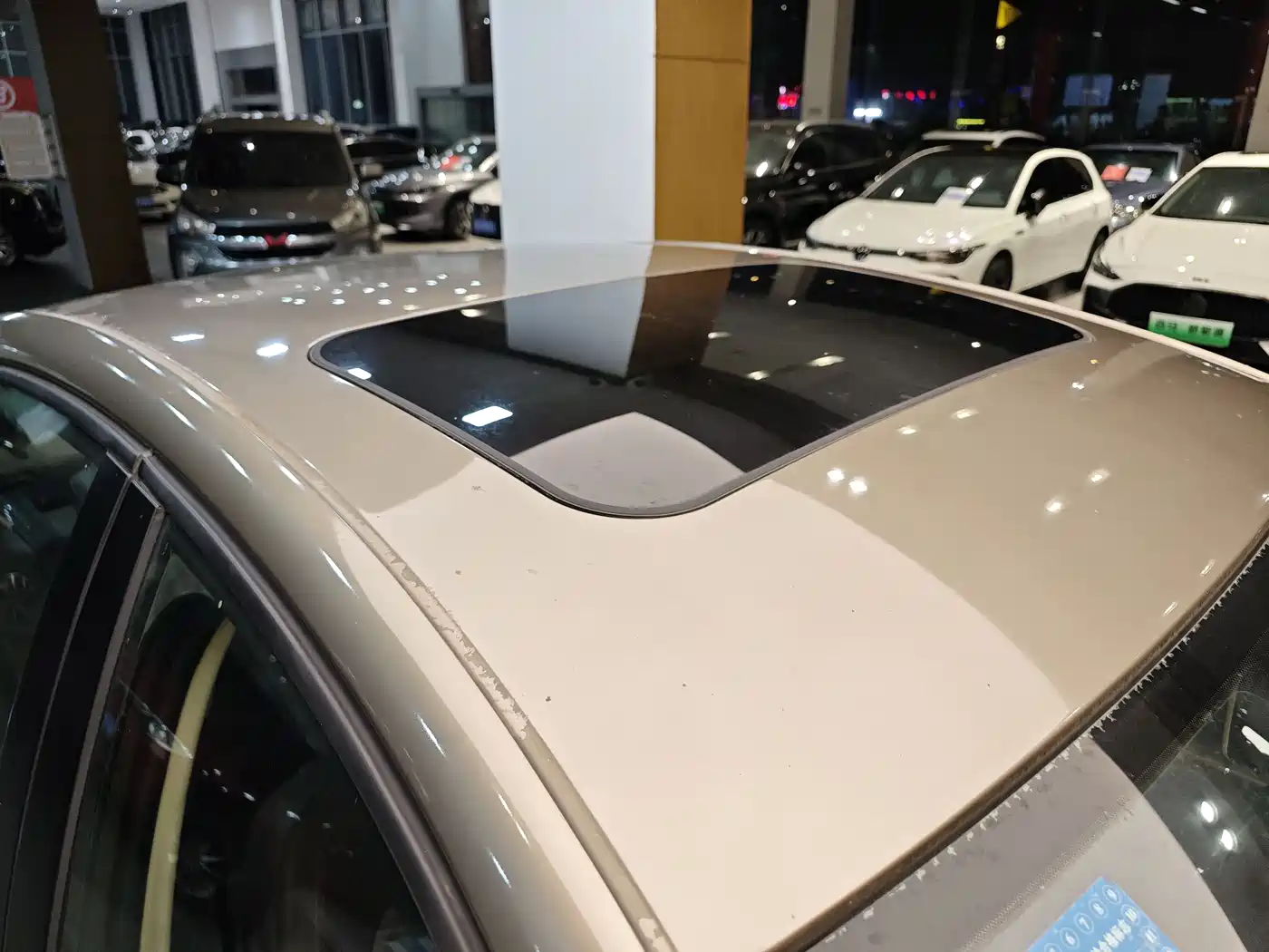 Volkswagen Bora 2014 1.6L Automatic Comfort Edition фото 32
