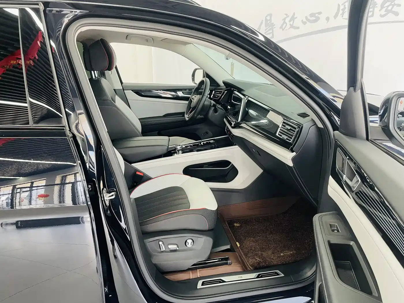 Volkswagen Teramont 2023 Teramont X 380TSI 4WD Premium Flagship фото 16