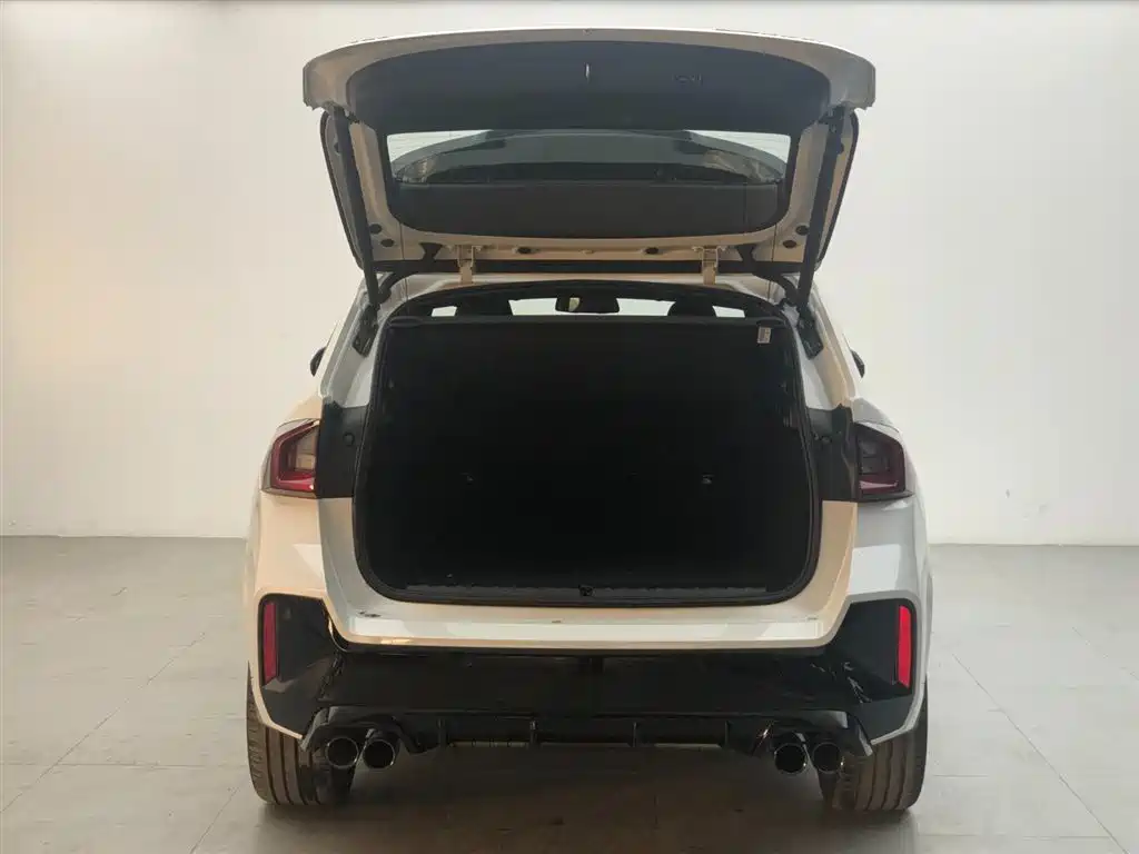 BMW X1 M35Li 2024 M35Li фото 6
