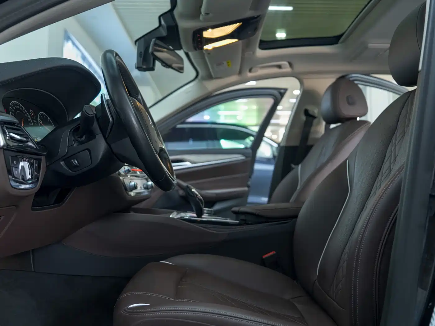 BMW 5 Series 2019 530Li Leading Luxury Package фото 12
