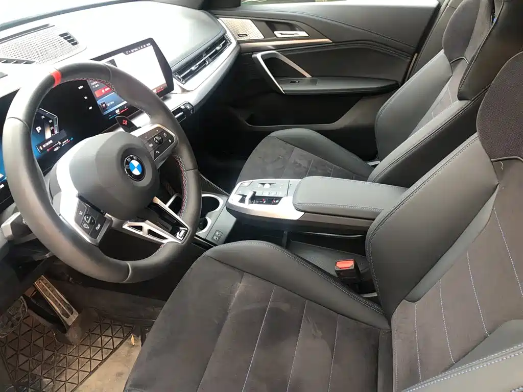 BMW X1 M35Li 2024 M35Li фото 8