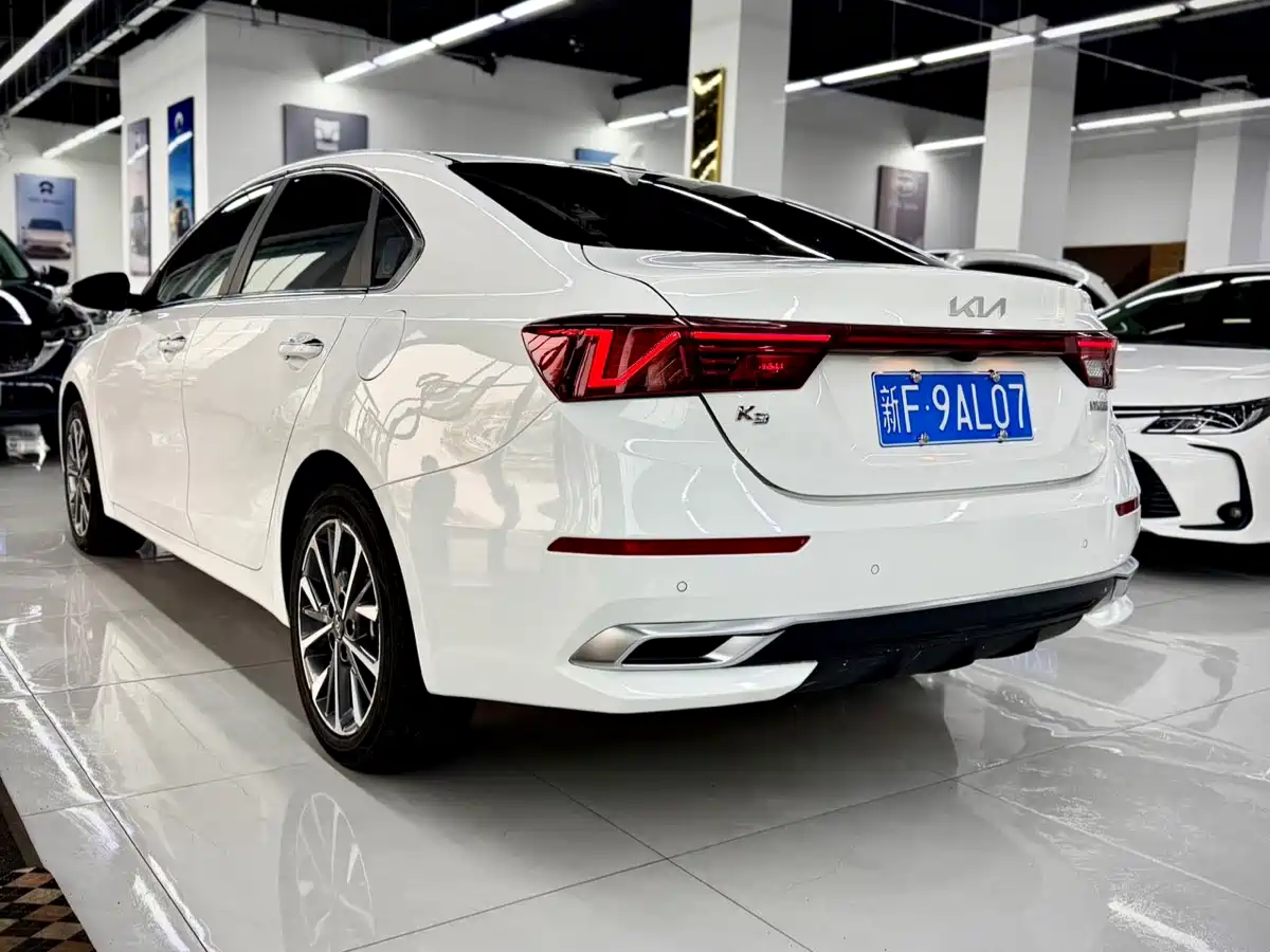 Kia K3 2021 1.5L CVT Fashion Edition фото 4