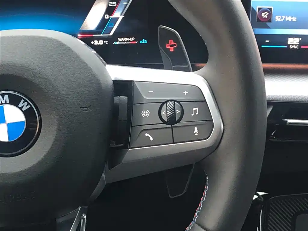 BMW X1 M35Li 2024 M35Li фото 16
