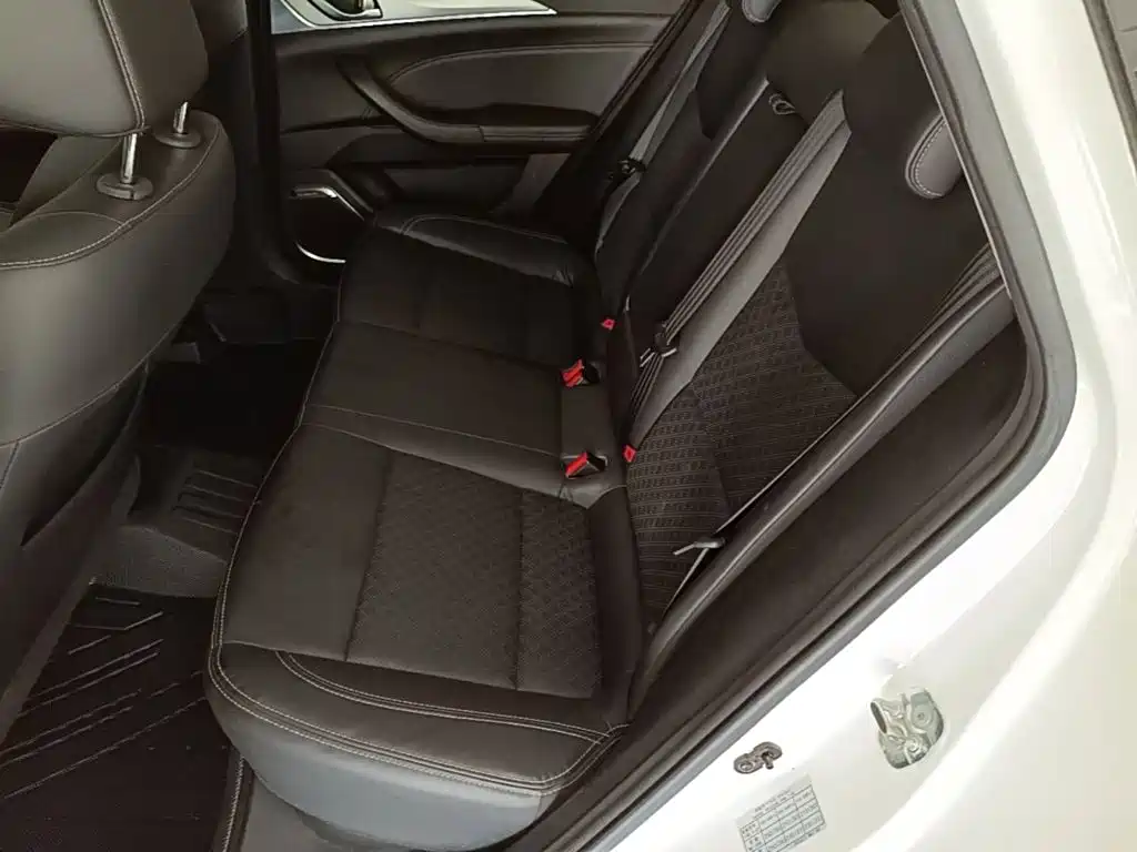 Changan Eado 2018 2018 1.6L GDI Manual Fashion Edition
