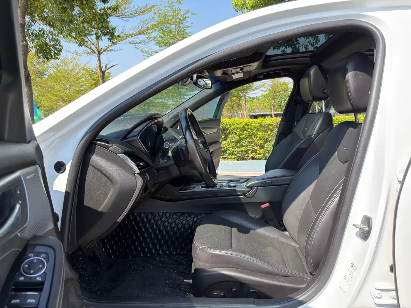 Cadillac CT5 2021 Facelift 28T Luxury Edition фото 10