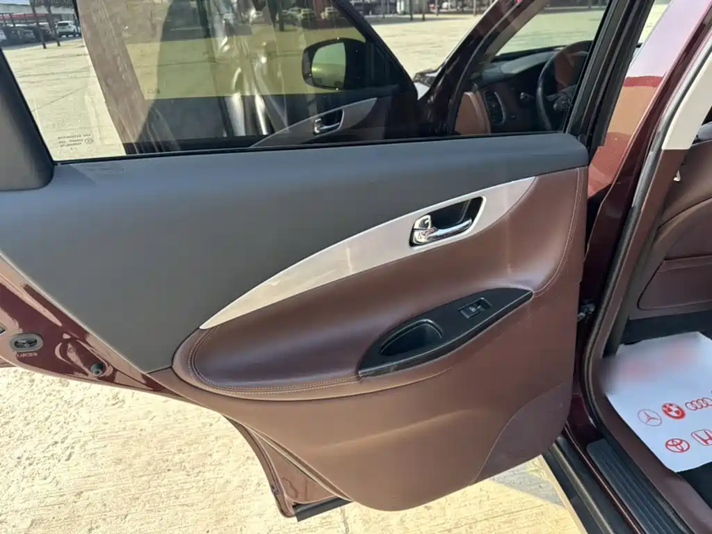 Infiniti QX50 2017 2015 2.5L Enjoyment Edition
