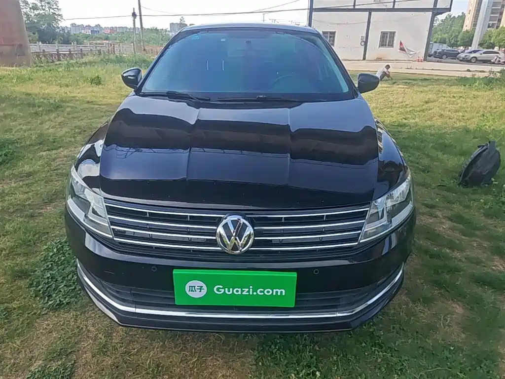 Volkswagen Lavida 2017 230TSI DSG Comfort Edition фото 3