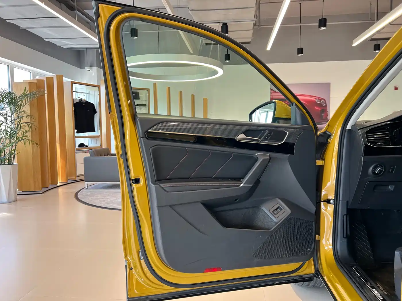 Volkswagen Tayron 2019 380TSI 4WD Flagship China V фото 7