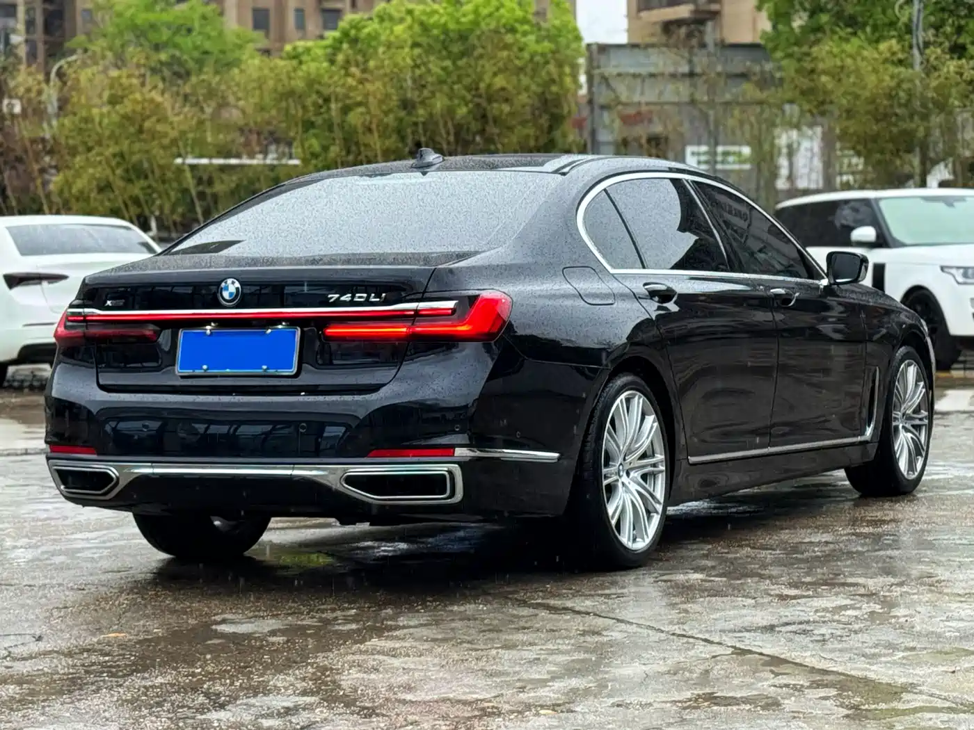 BMW 7 Series 2019 740Li xDrive Executive Luxury Package фото 8