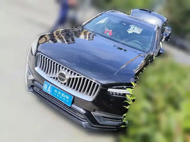  Volvo Volvo XC90 2023 B5 Smart Luxury Edition 7-Seater