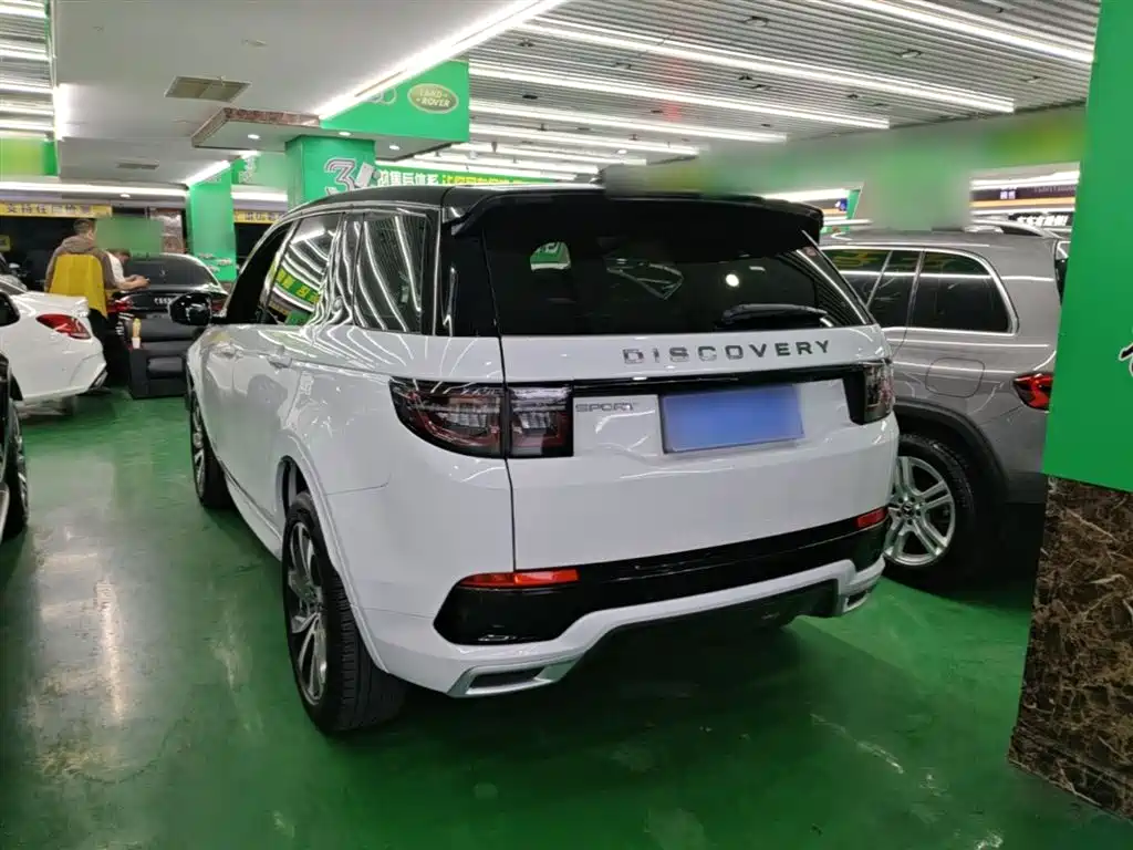Land Rover Discovery Sport 2020 249PS R-Dynamic Performance фото 5