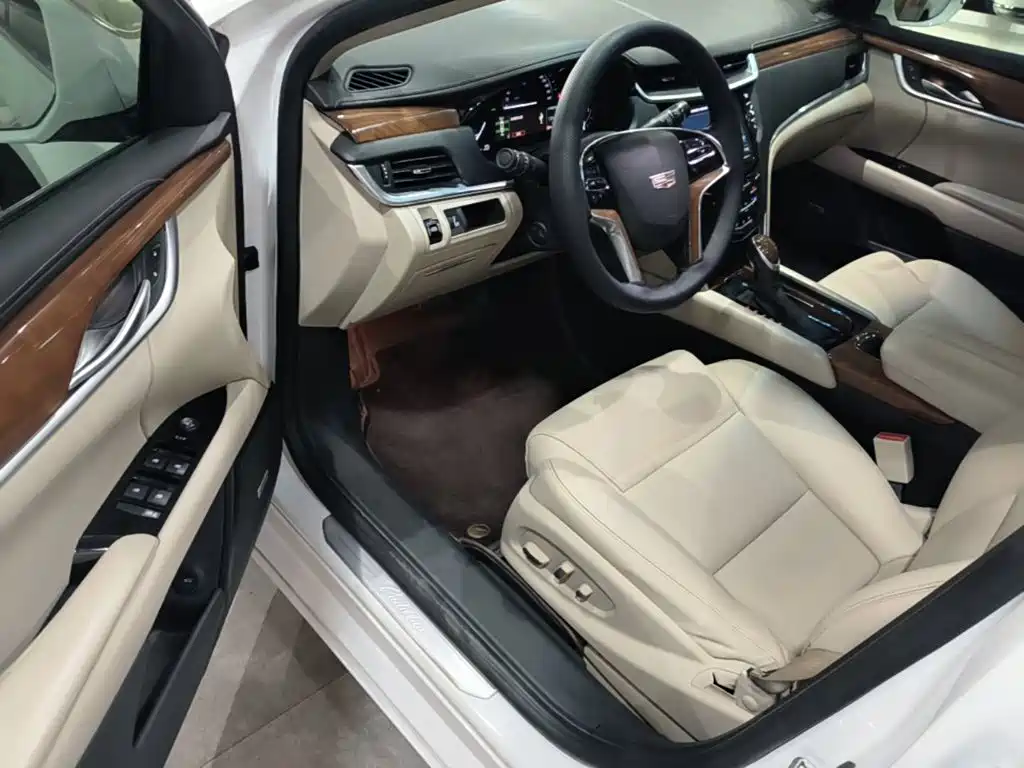 Photo 16 - Cadillac XTS