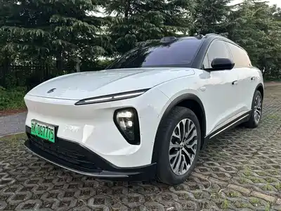 NIO ES6
