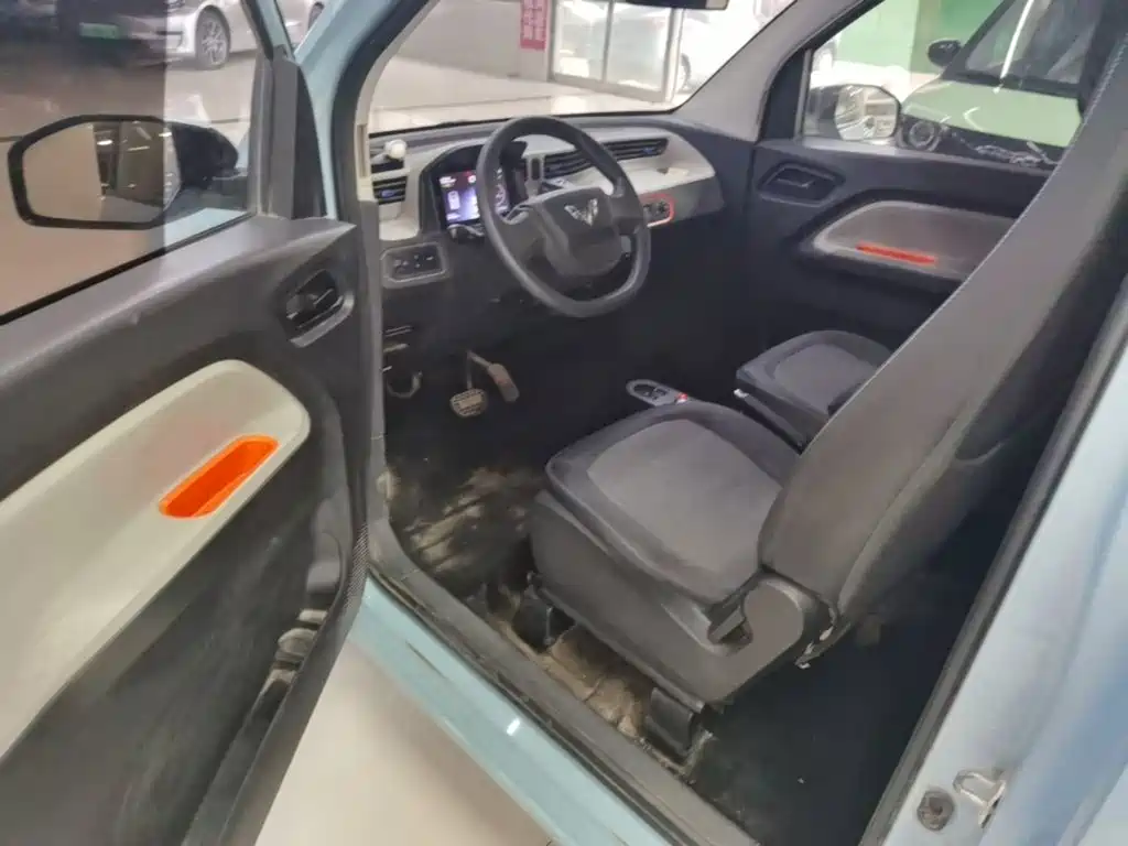 Wuling Motors Hongguang MINIEV 2020 2020 Comfort Edition NCM