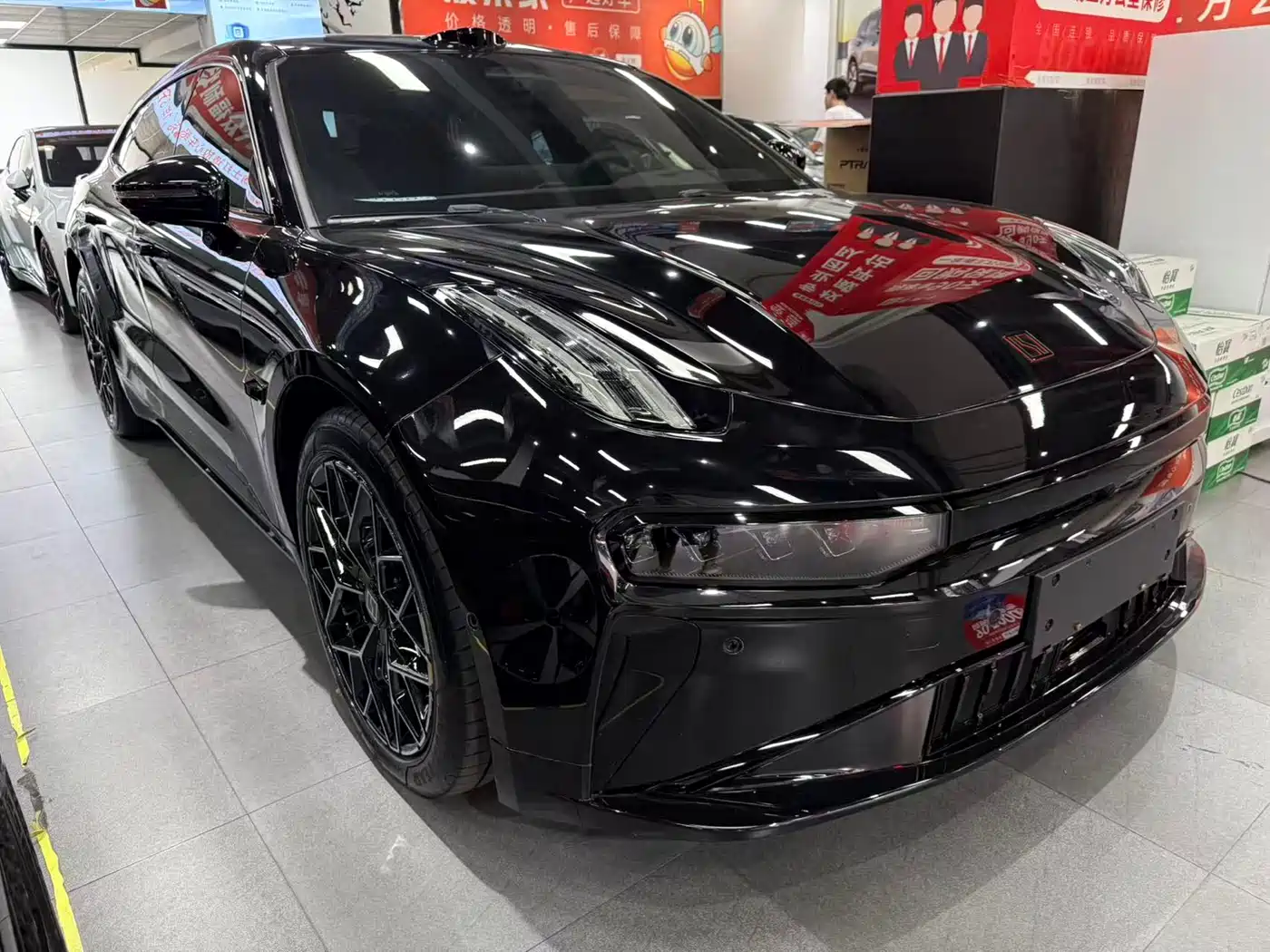 ZEEKR EXTREME KRYPTON 001