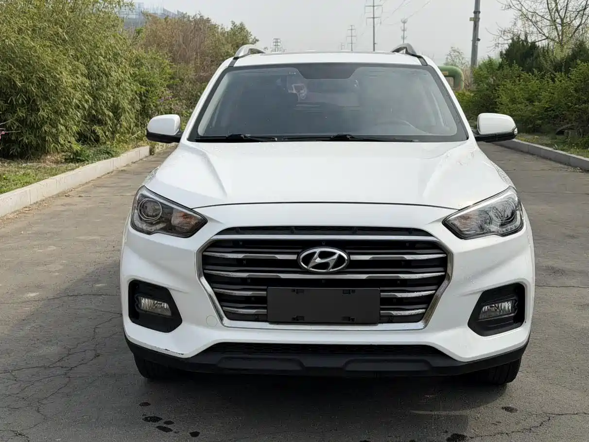Hyundai Beijing Hyundai ix35 2019 2.0L Automatic 2WD Zhiyong·Smooth Enjoy China VI фото 4