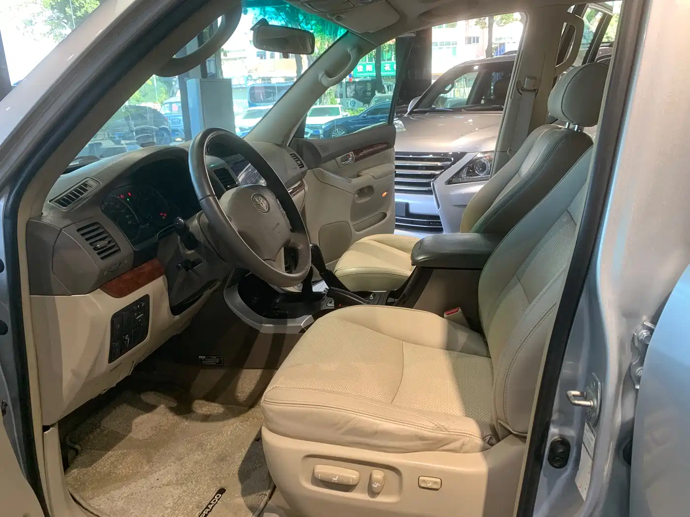 Toyota Prado 2006 4.0L Auto VX фото 9