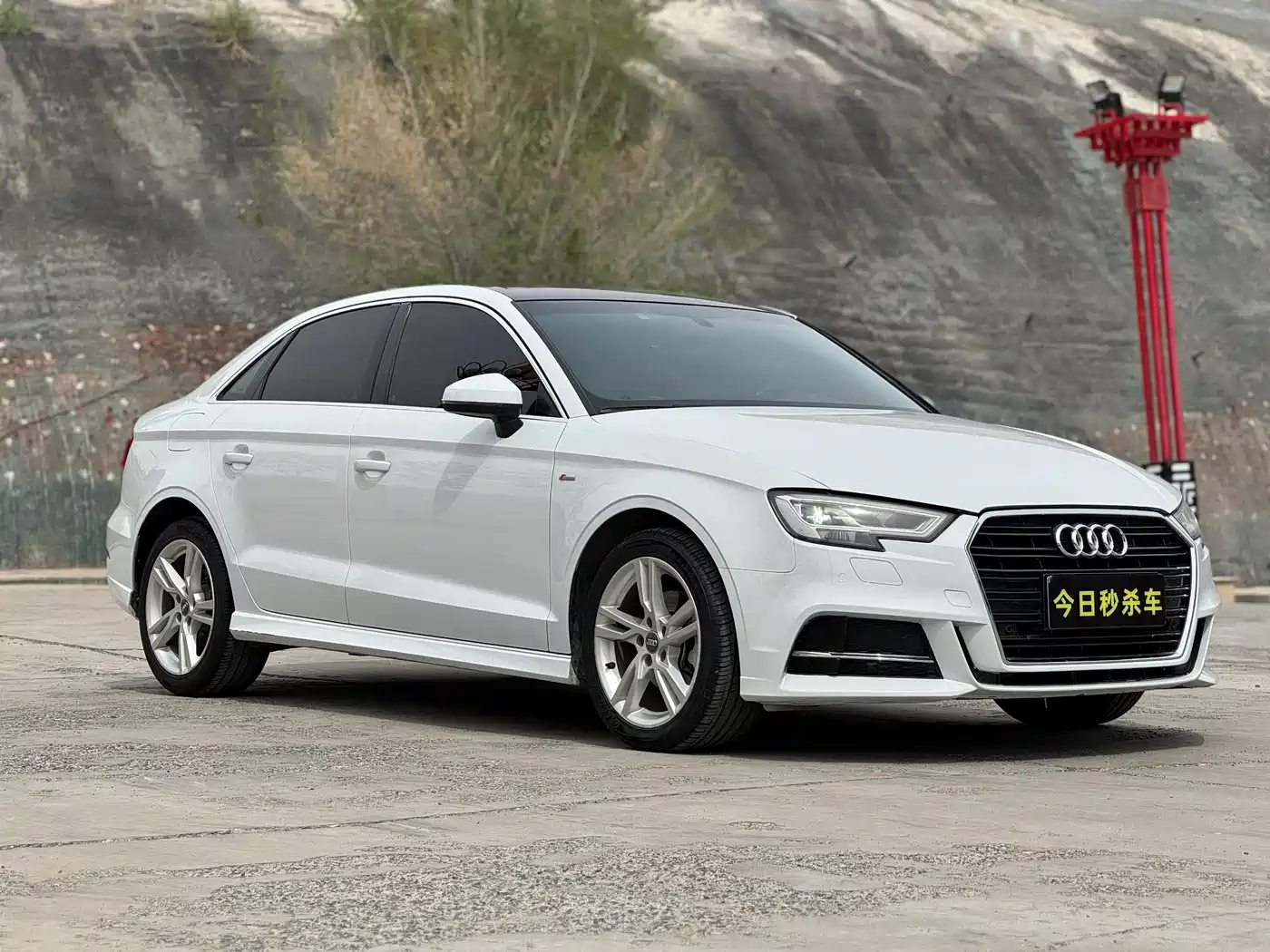 Audi A3 2019 Limousine 35 TFSI Sport China V фото 3