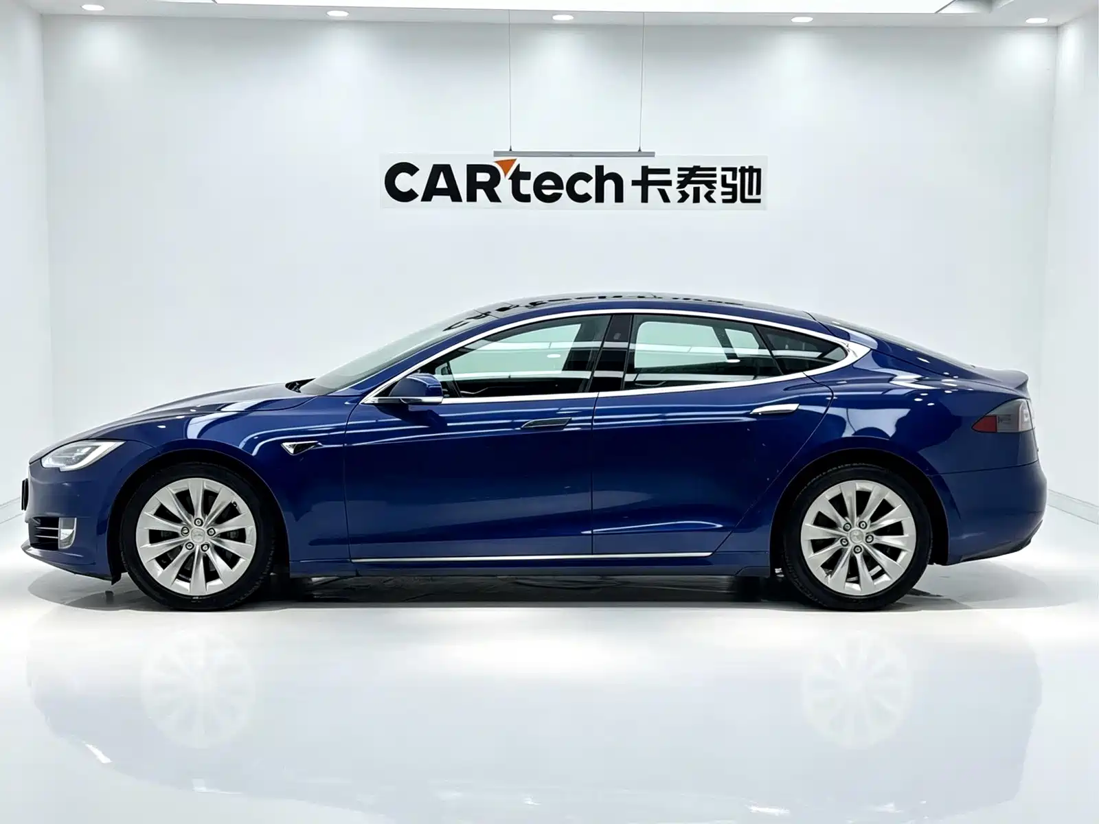 Фото 4 - Tesla Model S