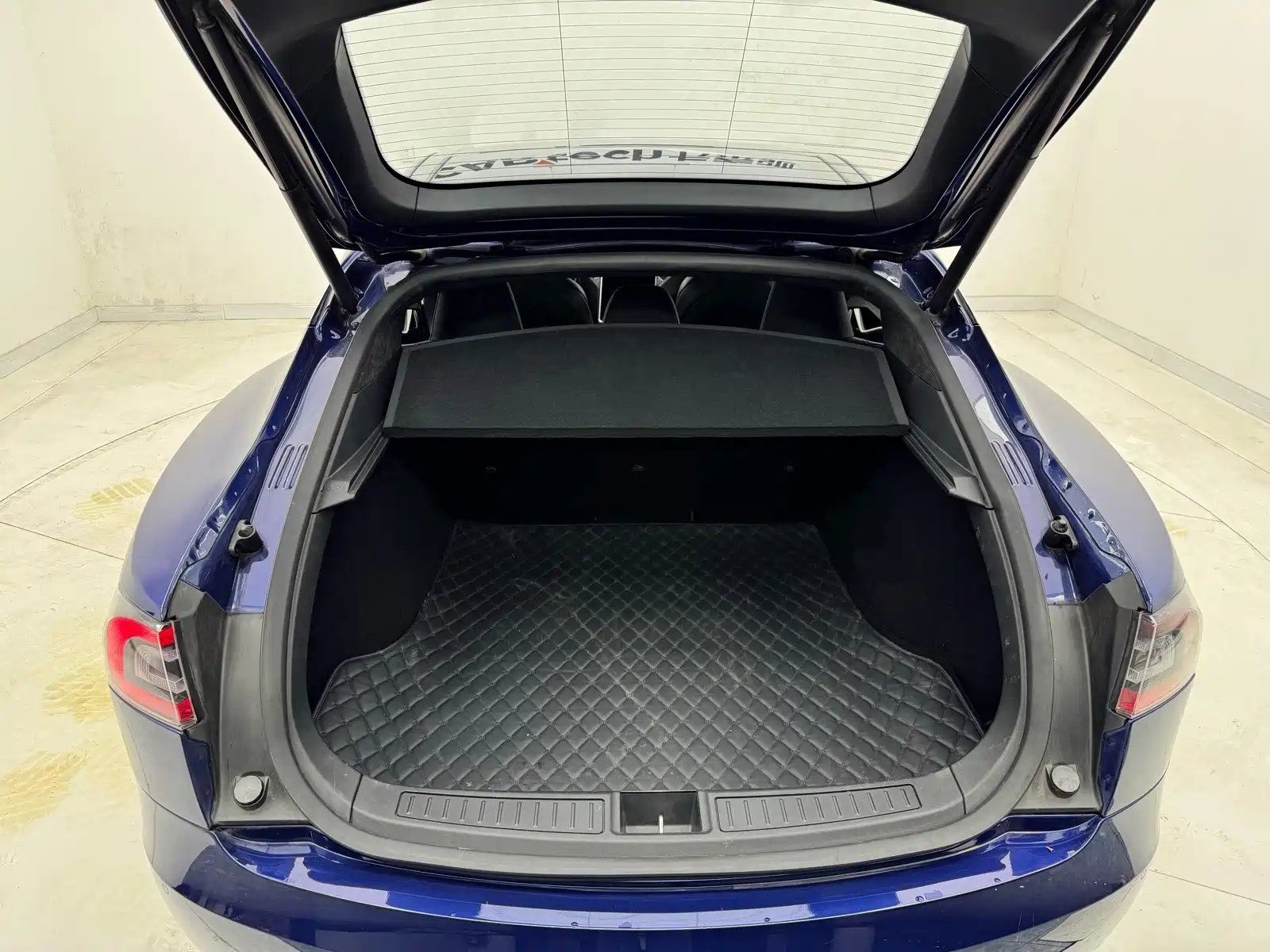 Фото 21 - Tesla Model S