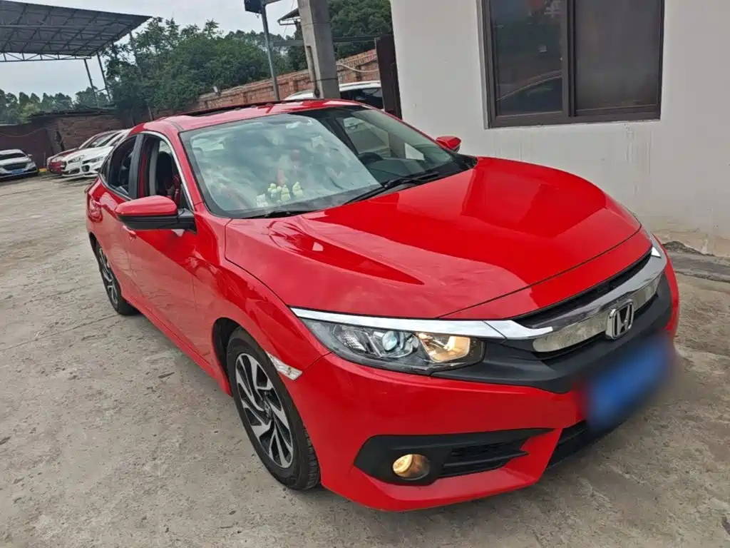 Фото 4 - Honda Civic