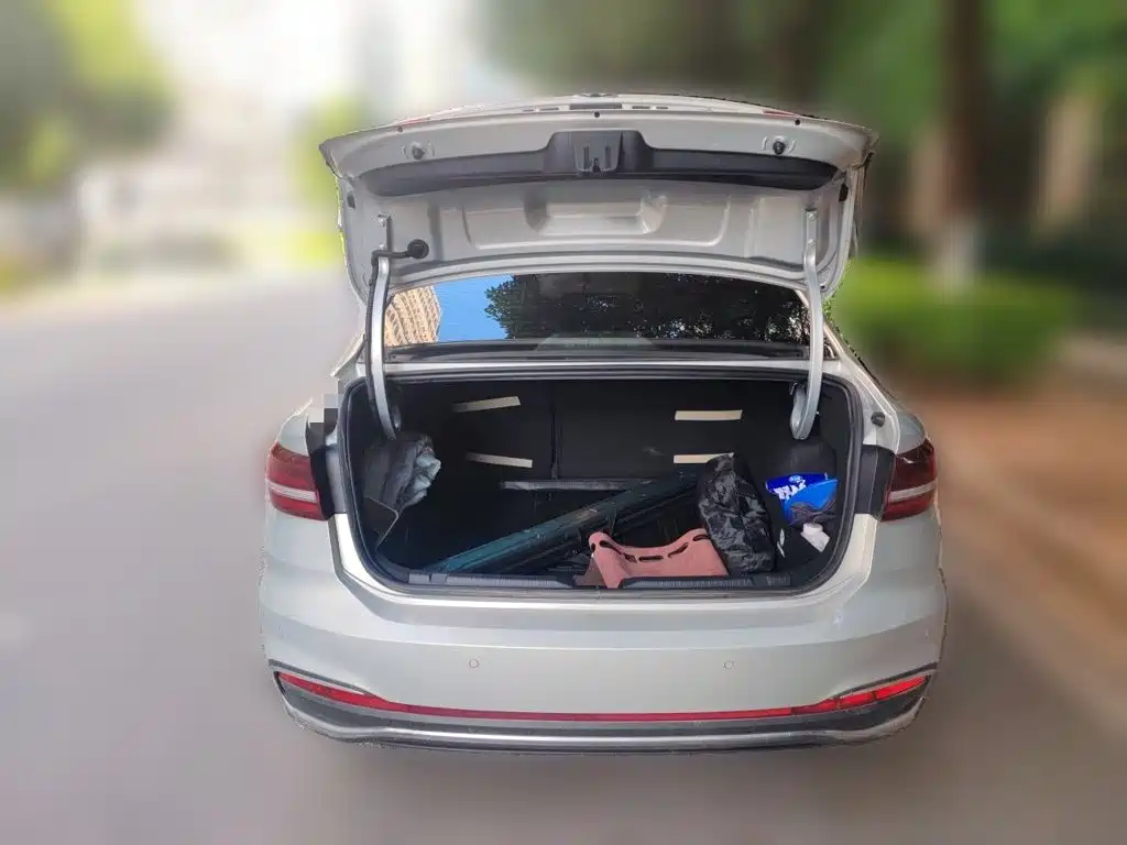 Volkswagen Lavida, миниатюра 10
