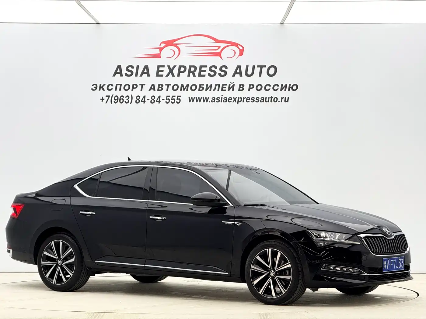 Škoda Superb 2023 TSI280 DSG Premium Edition фото 3