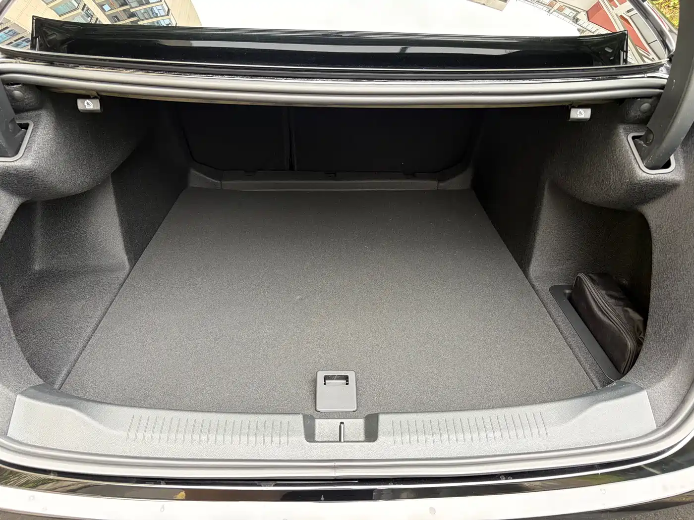 Buick LaCrosse 2025 2025 Model 28T Platinum Edition