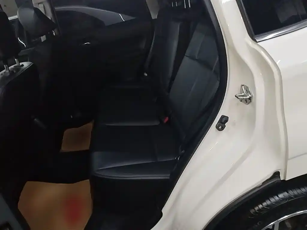 Subaru Forester 2015 2.0i Special Commemorative Edition фото 17
