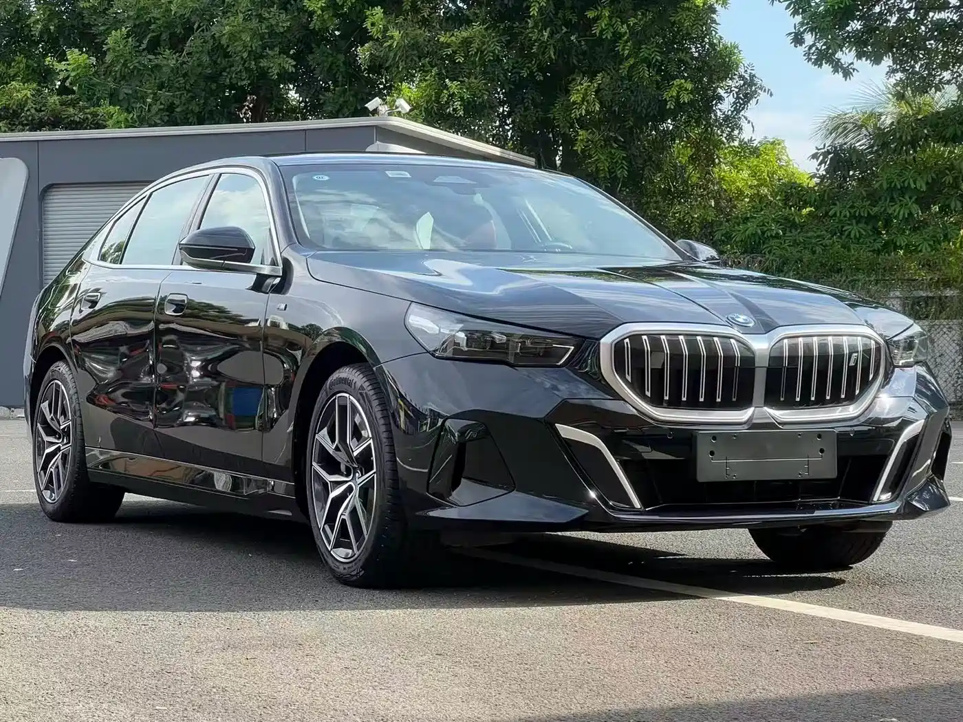 BMW i5 2025 2025 eDrive 35L M Sport Package