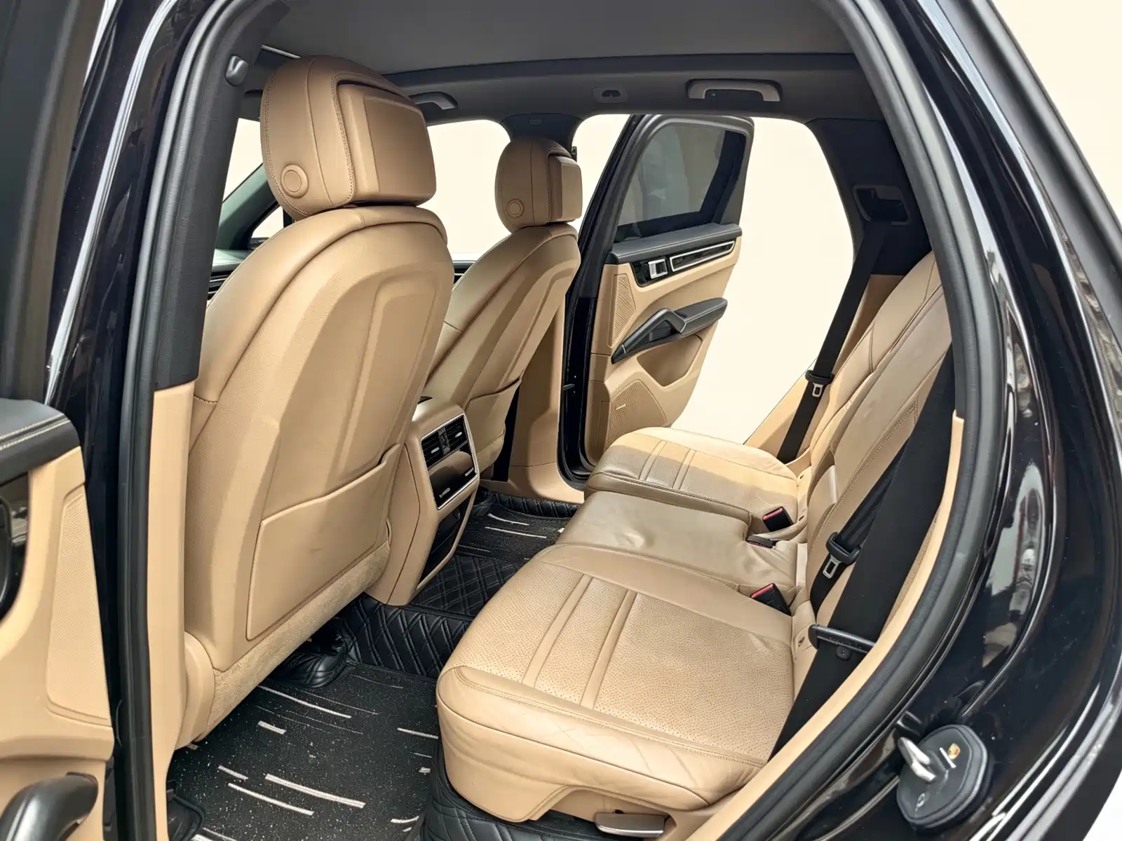 Фото 13 - Porsche Cayenne