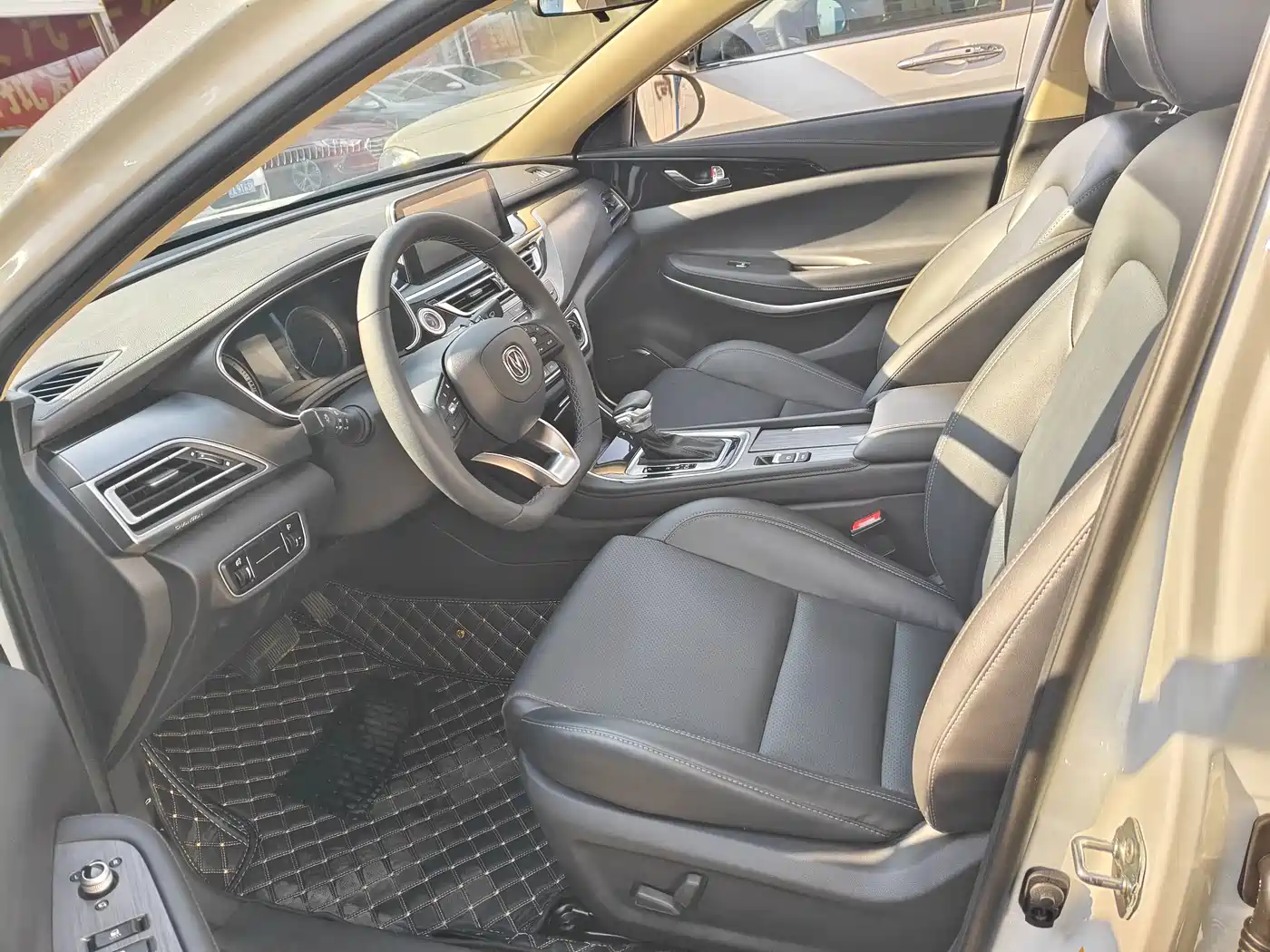 Changan Ruicheng CC 2021 2021 Blue Whale Edition 1.5T DCT Luxury