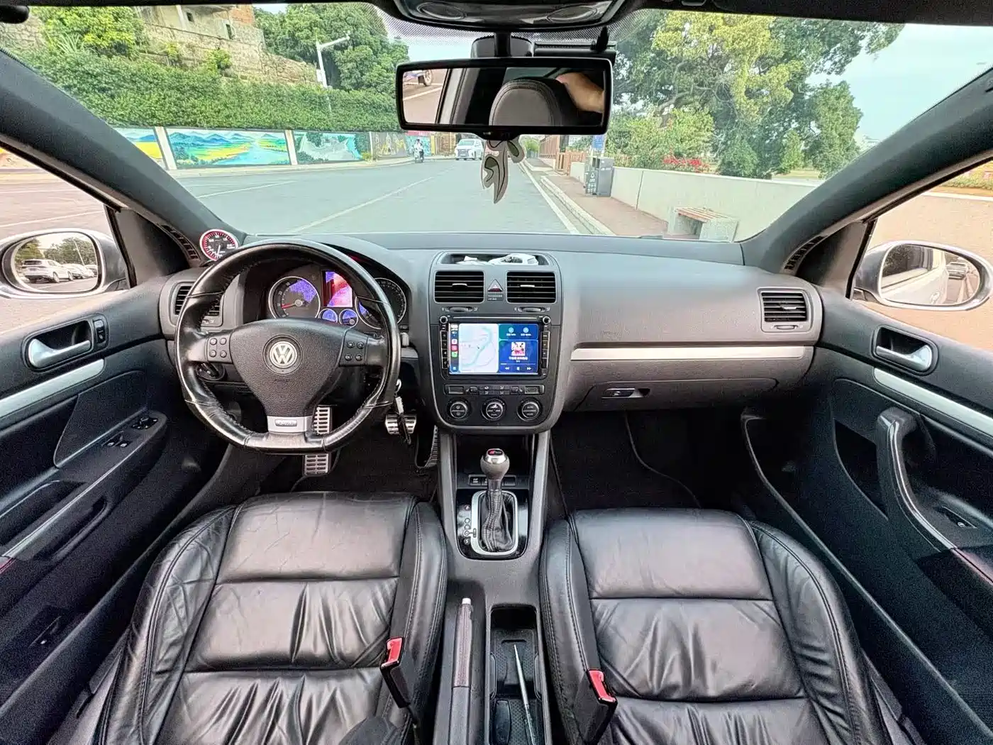 Volkswagen Golf (Import) 2006 GTI 2.0T 3-Door фото 9