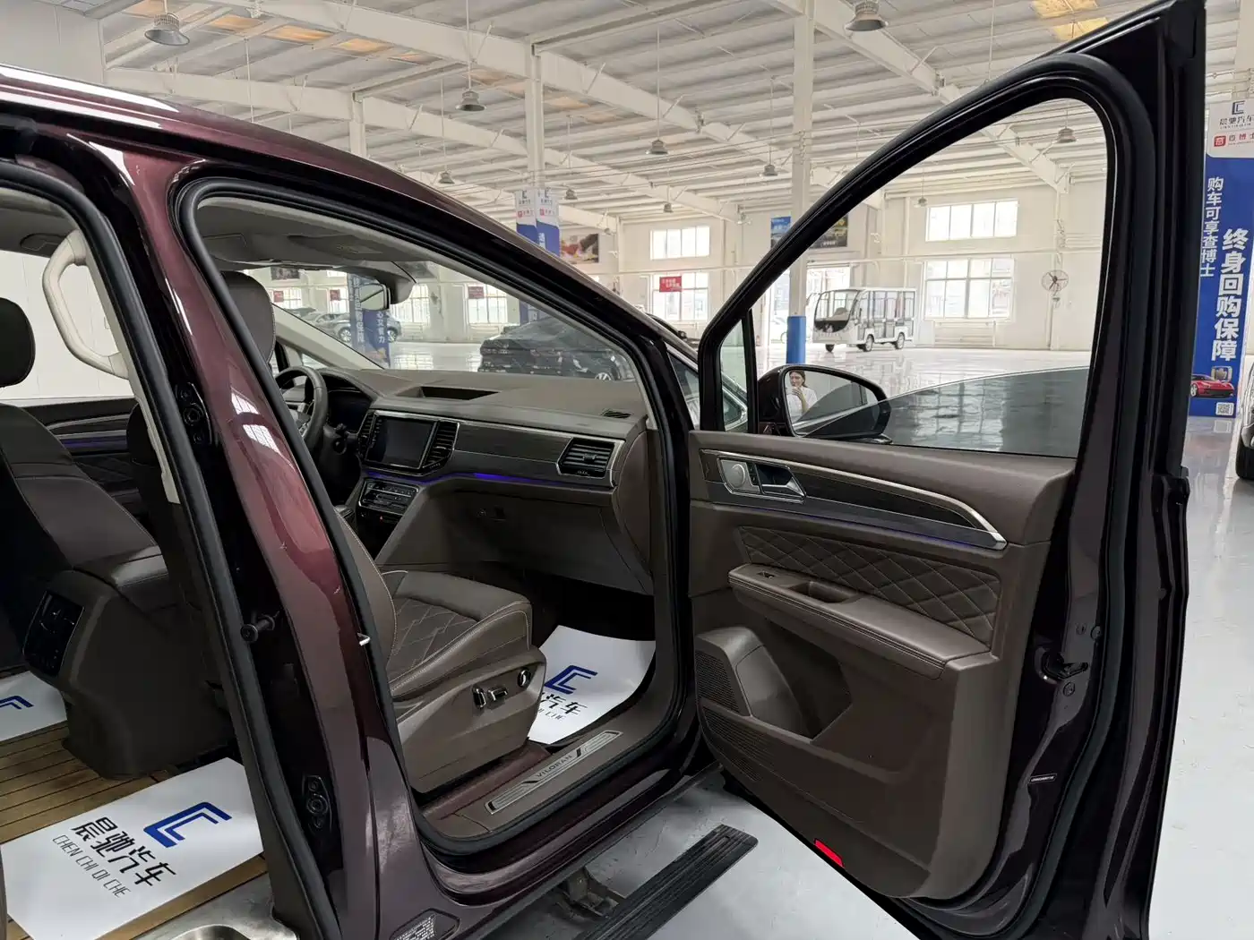 Volkswagen Viloran 2021 2020 380TSI Premium