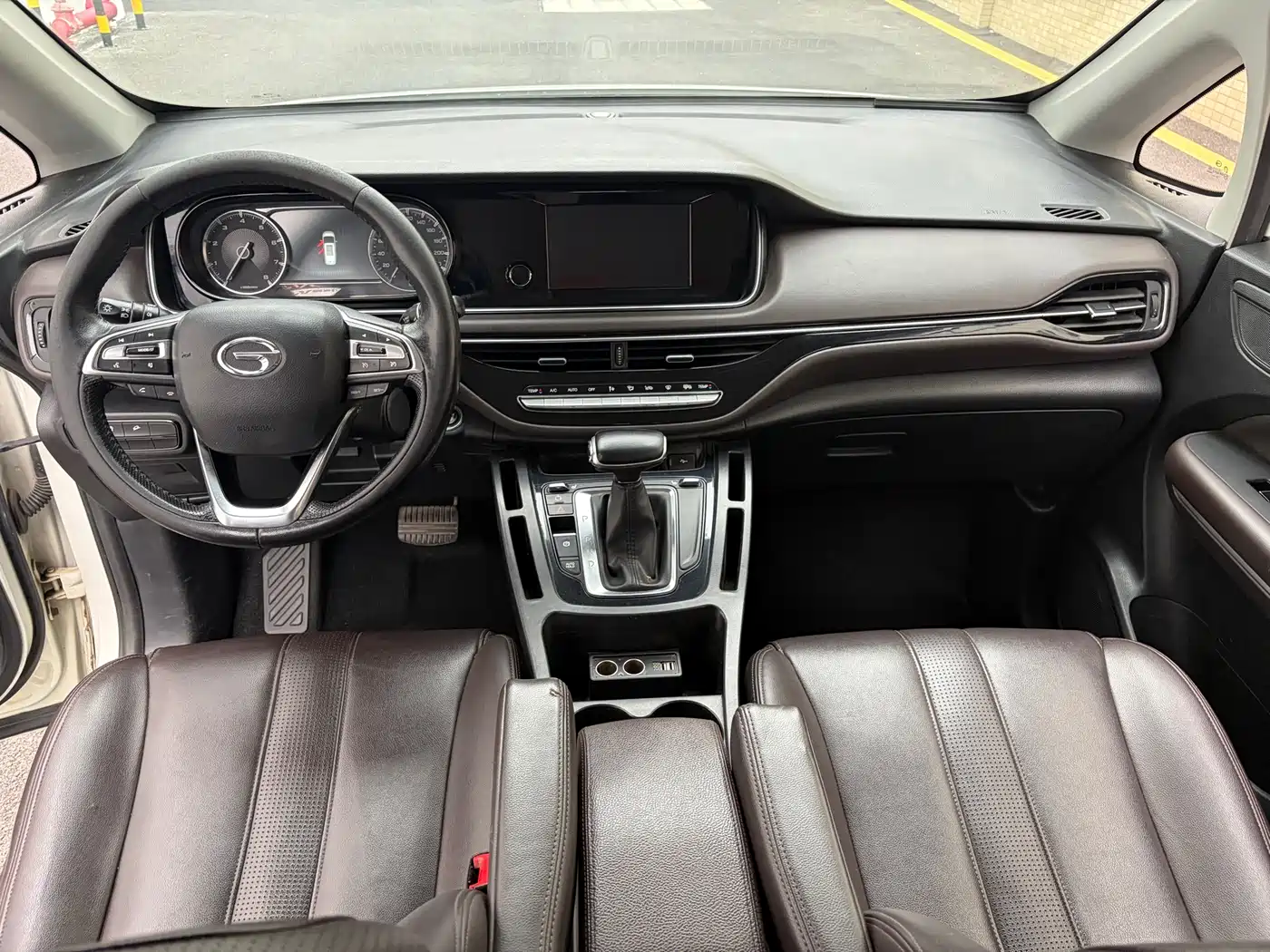 GAC Trumpchi Trumpchi M6 2019 270T Automatic Premium Edition (7-Seater) China V фото 4