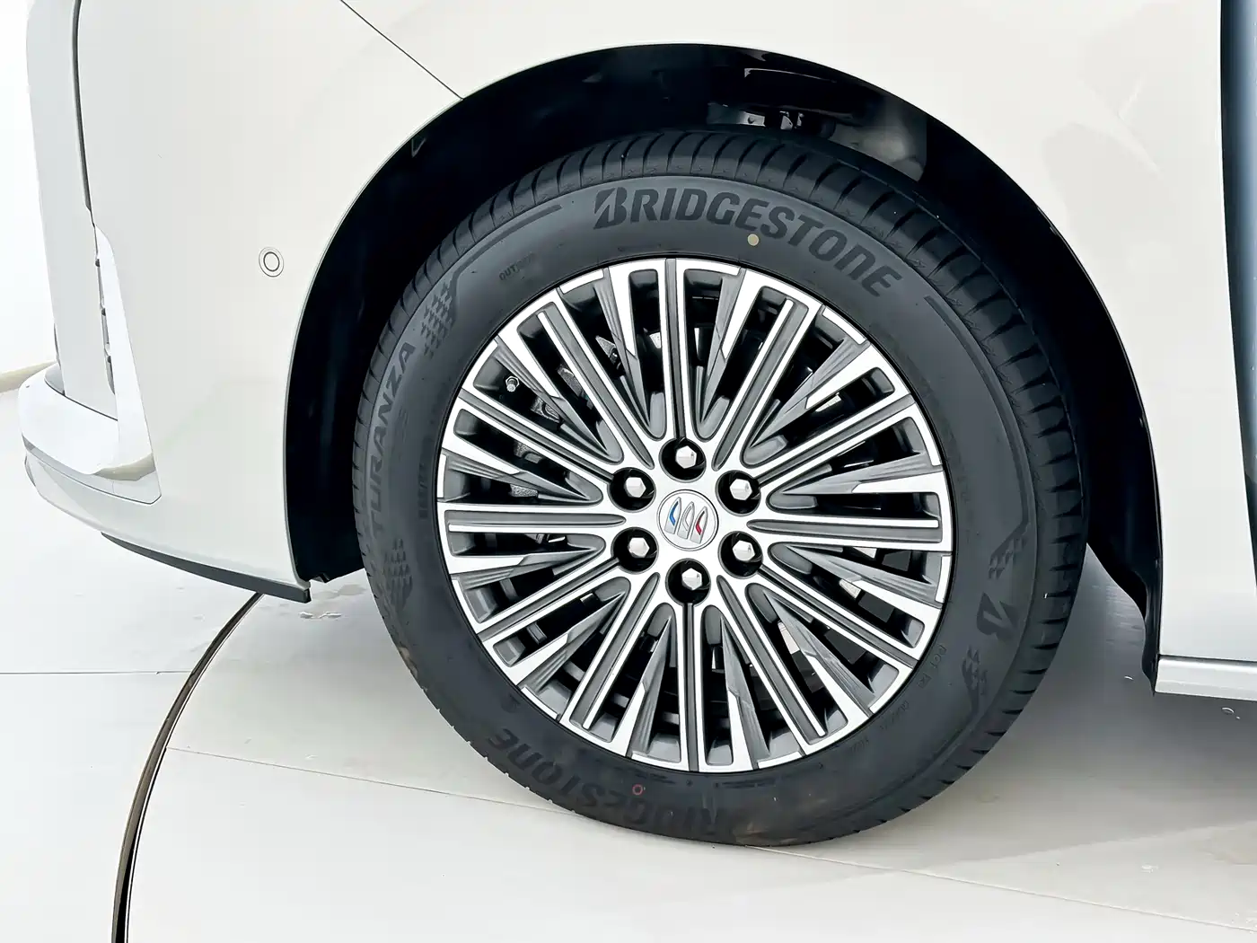 Buick GL8 New Energy 2024 Landglory Luxury Edition 7-Seater фото 5