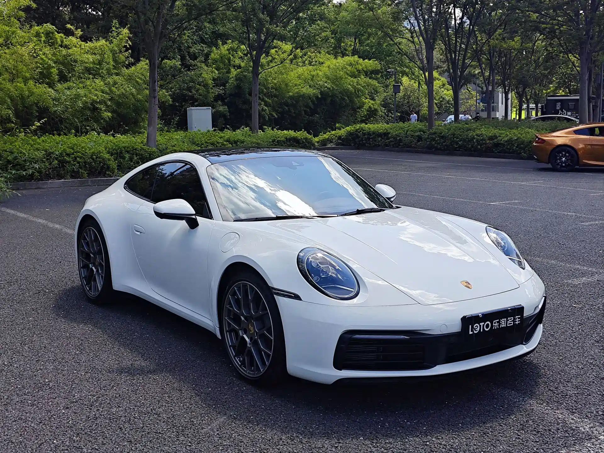 Фото 3 - Porsche 911